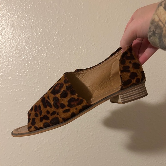 Leopard print heels - Picture 3 of 5